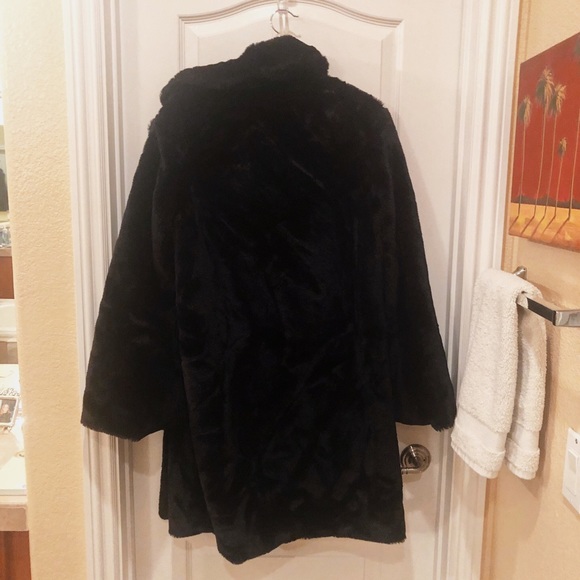 I am Gia - Picture 4 of 6